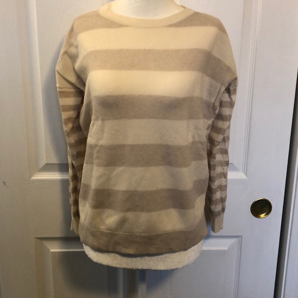 Theory crew neck wool sweater